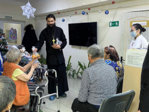 Якутская Епархия поздравила пациентов РКБ №3 с новогодними праздниками