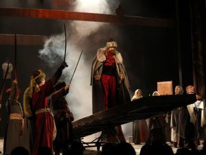 Русский театр Якутска представит самые популярные спектакли в Ленске