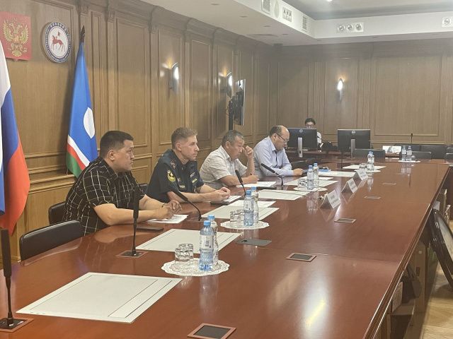 В Олекминском районе работает самолет-зондировщик