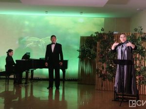 «Вижу музыку»: в Якутске впервые прошел концерт для слабослышащей аудитории