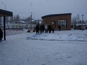 Памятник Исидору Барахову поставили в новом сквере в Верхневилюйске