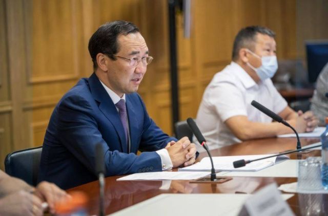 Айсен Николаев: «Главы должны руководить тушением пожаров, не покидая район»