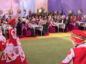 Школьники Губинского округа поздравили ветеранов ВОВ