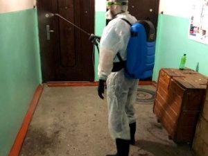 Проведение санобработки подъездов жилых домов в Якутске на 18 часов 16 июля