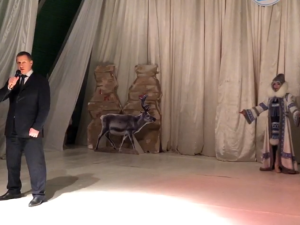 Юрий Трутнев и Айсен Николаев на празднике в Оленёкском районе