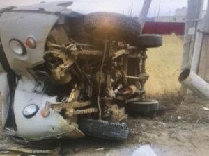 Под Якутском пьяный водитель врезался в опору уличного освещения