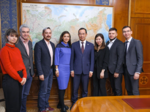 Айсен Николаев встретился с командой программы развития управленческих кадров для Дальнего Востока 