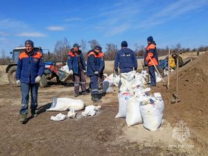 Развитие весеннего ледохода на реках Якутии по данным МЧС Якутии