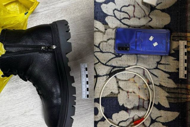 Пассажир поезда похитил телефон и ботинки у несовершеннолетнего попутчика в Нерюнгри