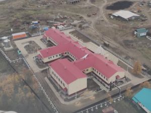  В труднодоступном селе Якутии раньше срока завершили строительство школы 