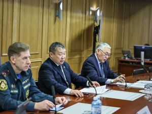 Дмитрий Садовников проверил готовность и безопасность избирательных участков