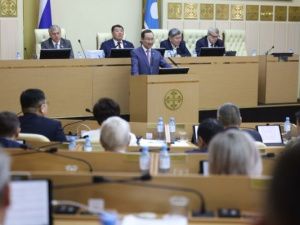 Айсен Николаев объявил о кардинальном сокращении бедности