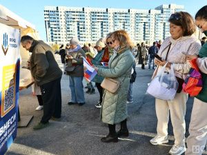 Жители Якутска собрали помощь курянам в День города