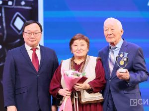 Самым активным семьям Якутии вручили награды на завершающем мероприятии Года семьи
