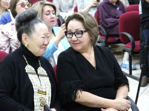 В Якутске наградили лауреатов премии имени Ивана Горного
