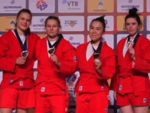Якутянка Надежды Татарченко завоевала золото на Кубке мира по боевому самбо