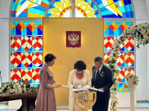 Семья Ефремовых награждена первым знаком отличия «Семейная доблесть Республики Саха (Якутия)»