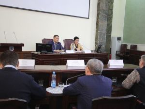 Сардана Авксентьева встретилась с депутатами Якутской городской Думы перед XIV (очередной) сессией