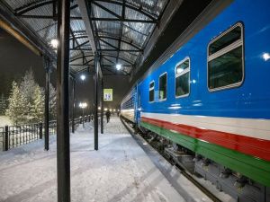 Парк пассажирских вагонов «Железных дорог Якутии» пополнился купейным и плацкартным вагонами