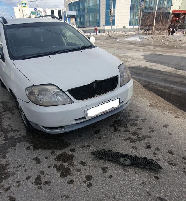 В Якутске нетрезвая женщина-пешеход попала под колеса иномарки