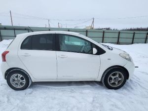 Пожилую пару пешеходов сбил автомобиль в Момском районе