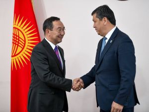 Глава Якутии Айсен Николаев встретился с мэром Бишкека Айбеком Джунушалиевым