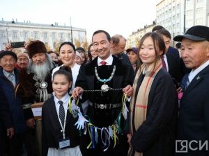 Наталья Харлампьева: «Айсен Николаев ориентируется на будущее поколение»