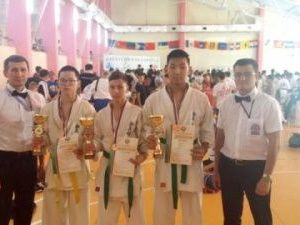 Якутские каратисты привезли три медали первенства России