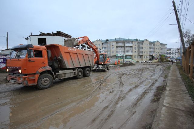 Все работы по асфальтированию дорог будут завершены в сентябре