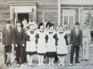 Айсен Николаев пожелал выпускникам смело смотреть в будущее и не сдаваться перед трудностями