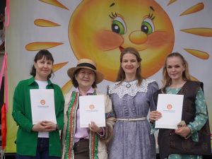 В СОШ №13 г.Якутска прошёл фестиваль «В семье единой»