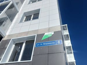 Многоквартирный дом для переселенцев из аварийного жилья ввели в селе Харбалах Таттинского района