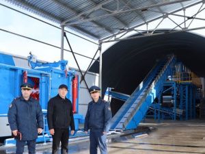 Начальник УФСИН Сергей Калиновский и генеральный директор ООО «Якутскэкосети» Джулустан Иванов обсудили вопросы трудоустройства осужденных на новом инфраструктурном объекте