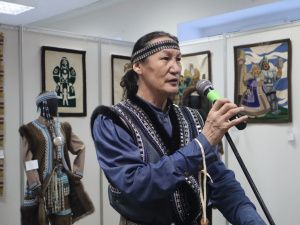 В Якутске открылась юбилейная выставка творческого объединения «Сөргүтүү»