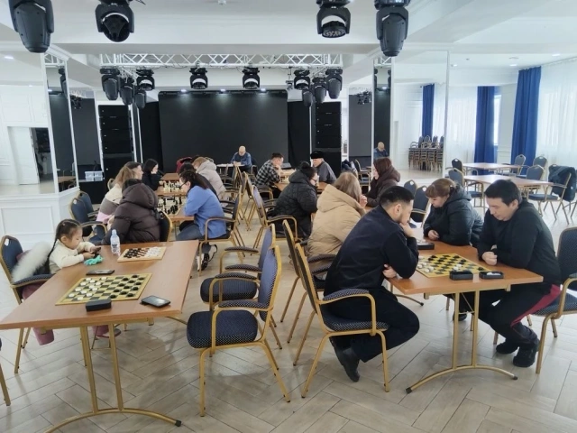 В Алдане прошли шахматно-шашечные баталии корпоративной спартакиады АО «АК «ЖДЯ»