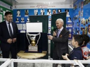 Кубок мира выставлен в Музее спорта Якутии