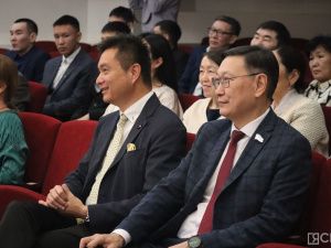 Гранты вручили одаренным и талантливым детям Якутии