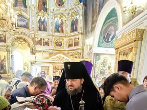 Престольный праздник Никольского храма отметили за Архиерейским богослужением в Якутске