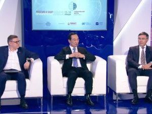 Айсен Николаев: Доверие между властью, бизнесом и наукой даст хороший синергетический эффект