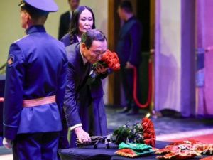 Фото: в Якутске прощаются с Михаилом Николаевым