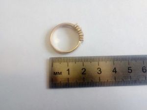 В Якутии злоумышленник ворвался в дом к 77-летнему пенсионеру и, угрожая расправой и поджогом, потребовал деньги