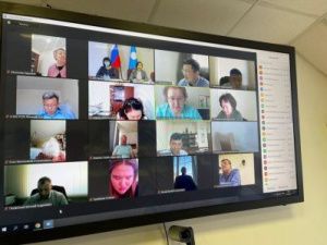 На "Круглом столе" по Десятилетию детства выступила первый вице-спикер Гордумы Евдокия Евсикова