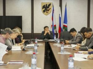 Вопрос обеспечения жильем молодых семей Якутска рассмотрели депутаты Гордумы