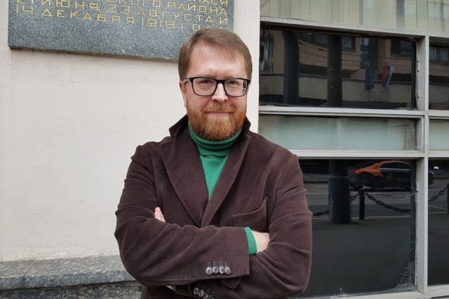 Путин присвоил высокое звание писателю Андрею Геласимову