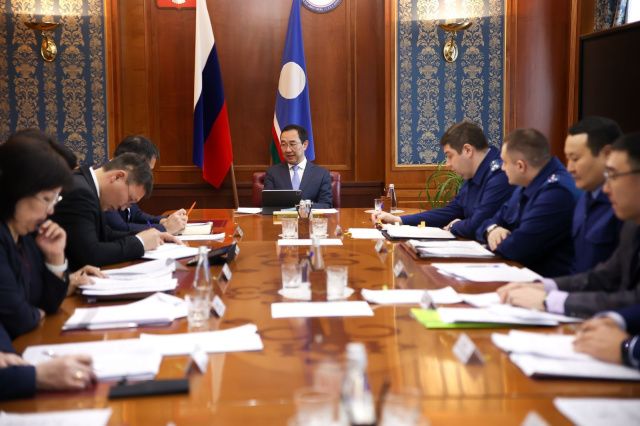 Глава Якутии указал на недопустимость затягивания сроков строительства по нацпроектам 