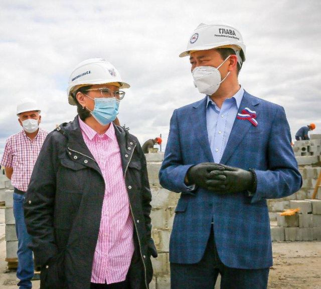 Айсен Николаев поддержал кандидатуру Евгения Григорьева на пост мэра Якутска