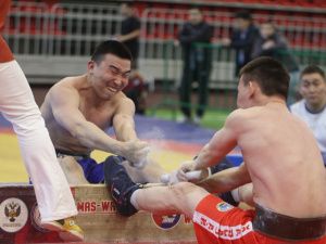 Алексей Уваровский вышел в лидеры по итогам первого дня отборочного турнира на Игры Дыгына