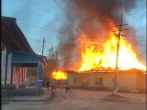 Старинный дом: Простоял больше века, а сгорел за ночь…