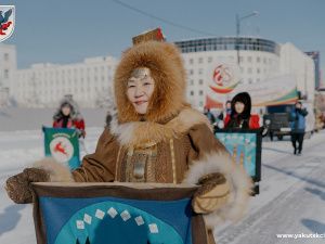 В Якутске состоялось шествие в национальных костюмах