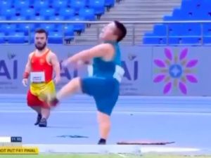 Глава Якутии поздравил Айаала Сивцева, завоевавшего бронзу чемпионата мира